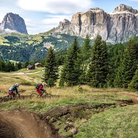 Dolomiti Luxury Mountain View Bike Friendly *