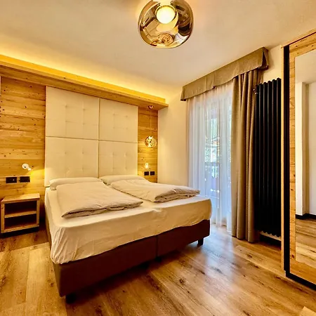Dolomiti Luxury Mountain View Bike Friendly * Canazei