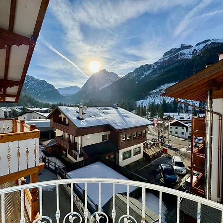 Aparthotel Dolomiti Luxury Mountain View Bike Friendly