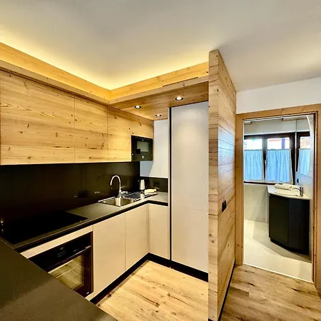 Aparthotel Dolomiti Luxury Mountain View Bike Friendly Canazei