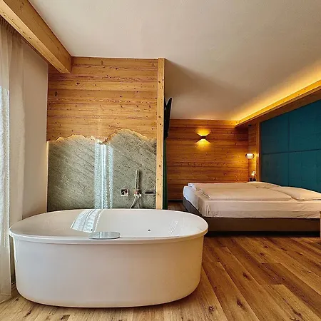 Dolomiti Luxury Mountain View Bike Friendly Canazei